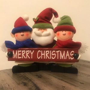 Merry Christmas sign with Santa and Elves 🎅
